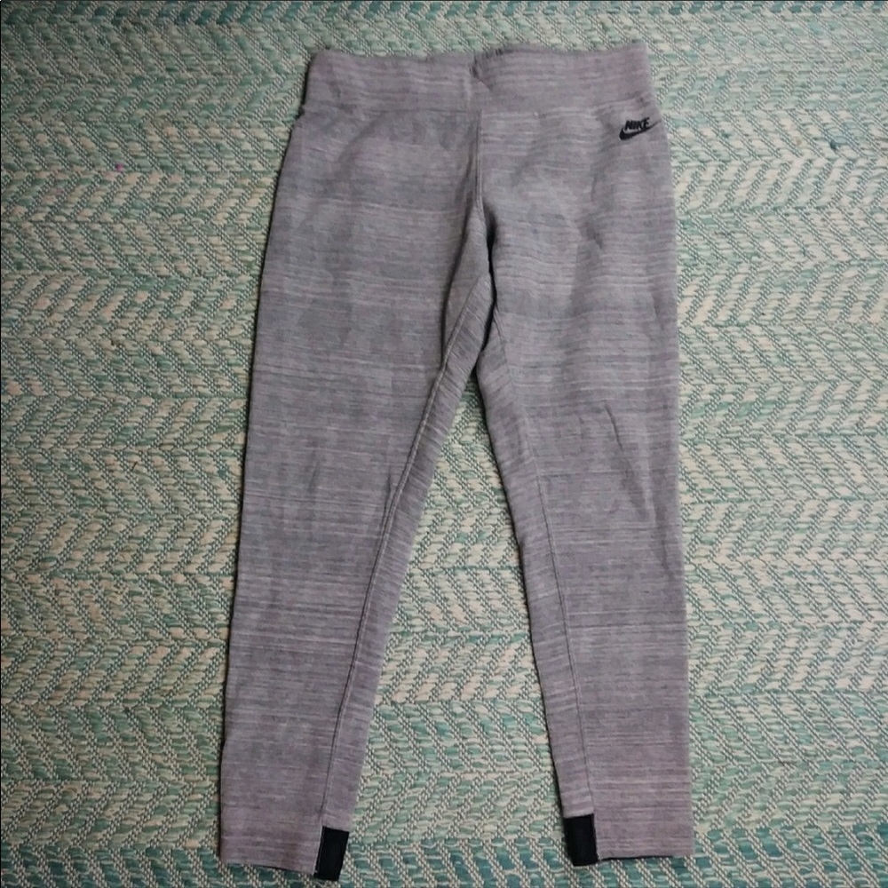 Nike Heathered Gray Sweats. Size Medium